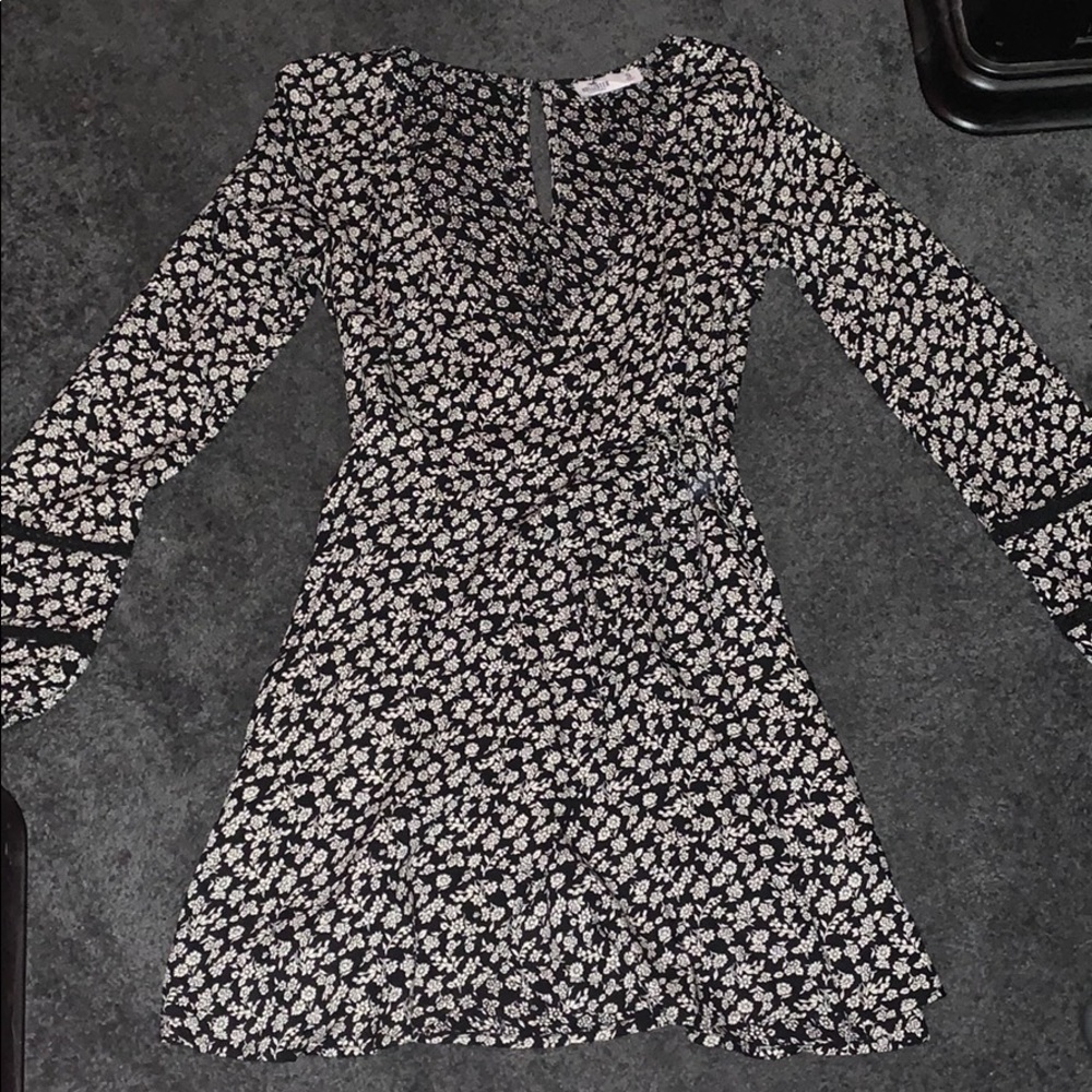 hollister floral dress